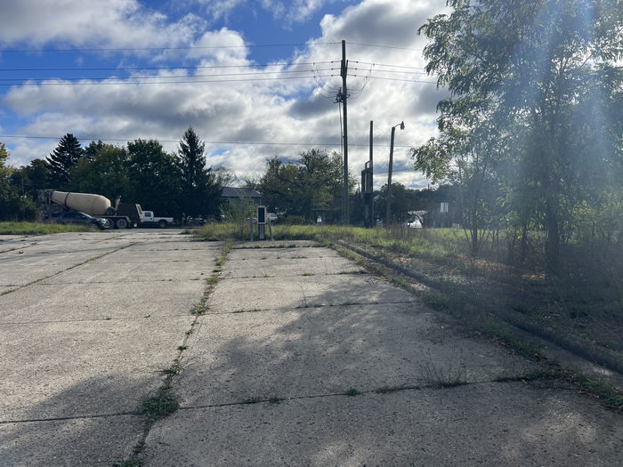 Old 23 Shopping Plaza - October 8 2023 (newer photo)